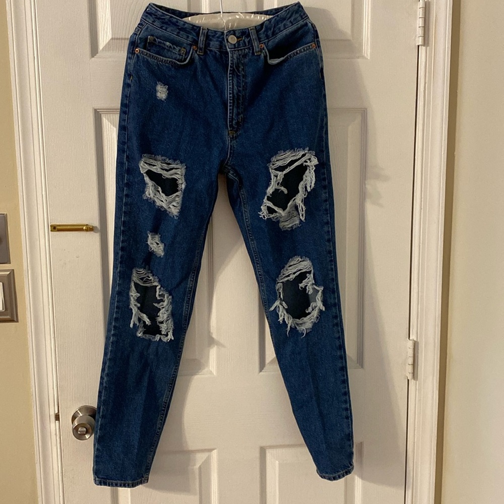 Urban Outfitters BDG distressed jeans size 27